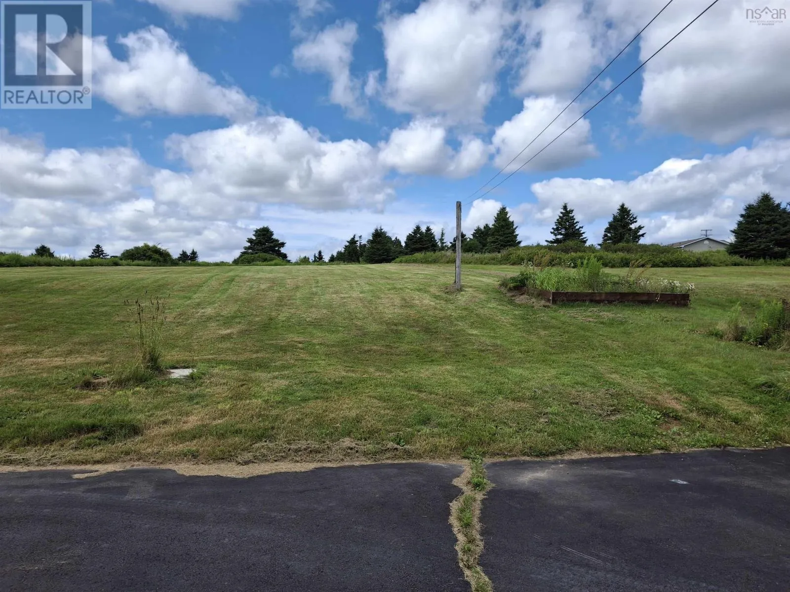 2633 Highway 206