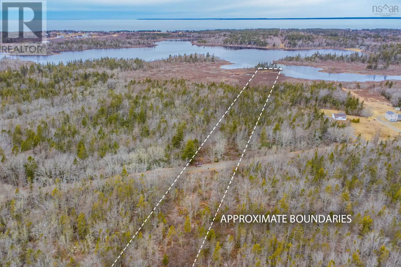 Lot Peter Leblanc Road