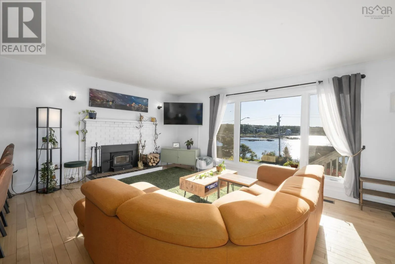 1127 Ketch Harbour Road