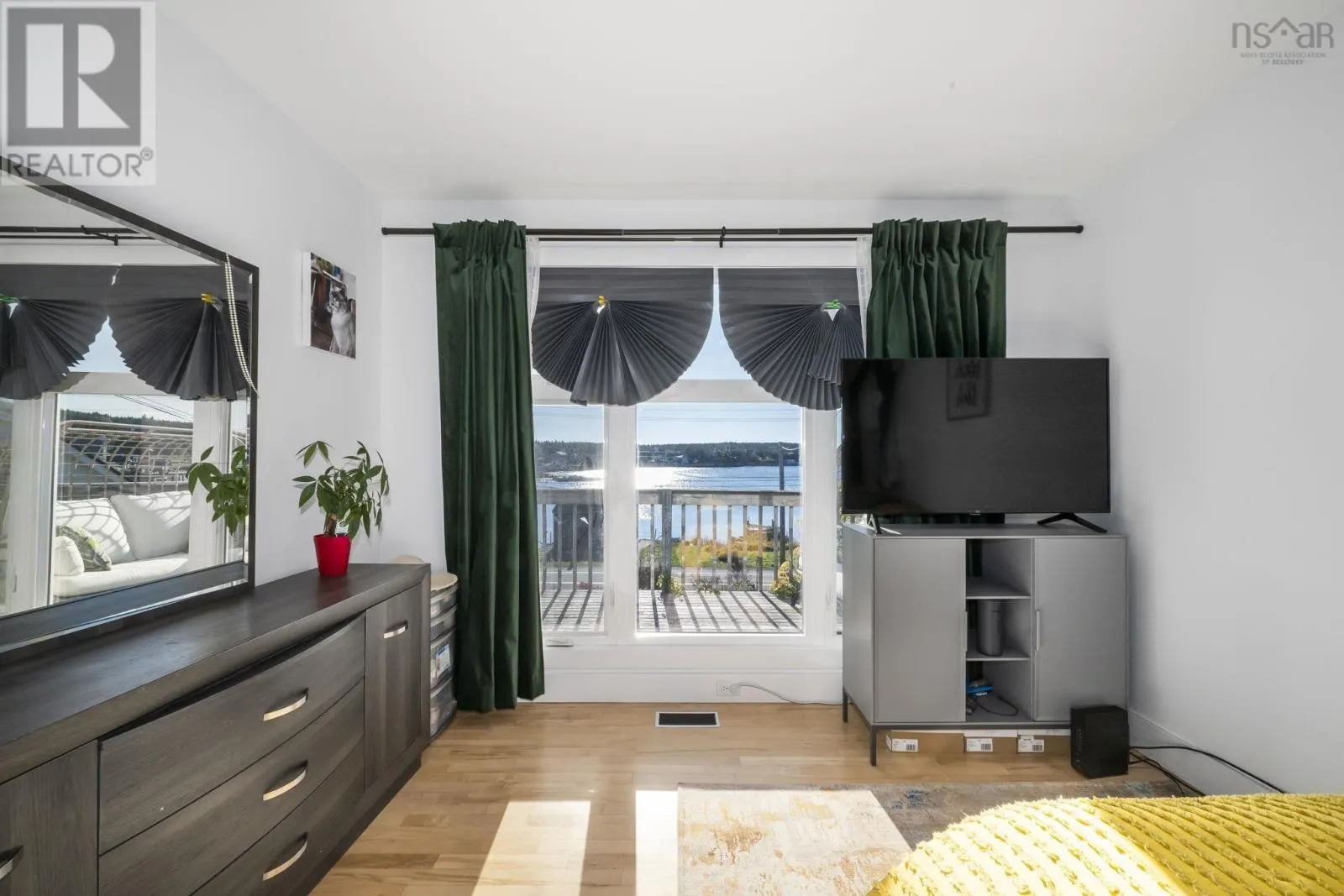 1127 Ketch Harbour Road