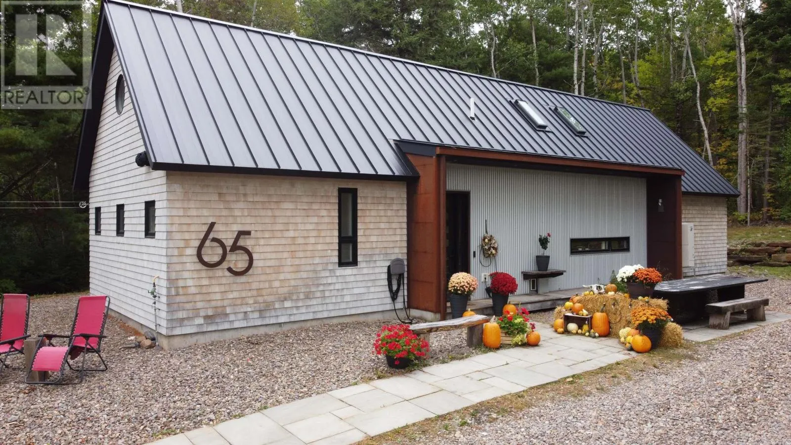 65 Jessicas Way