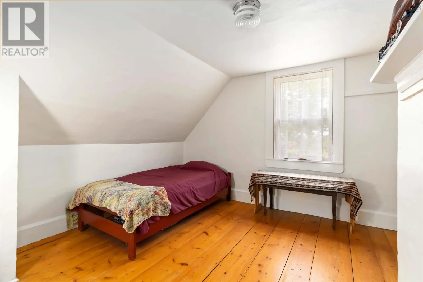 581 Stanburne Road