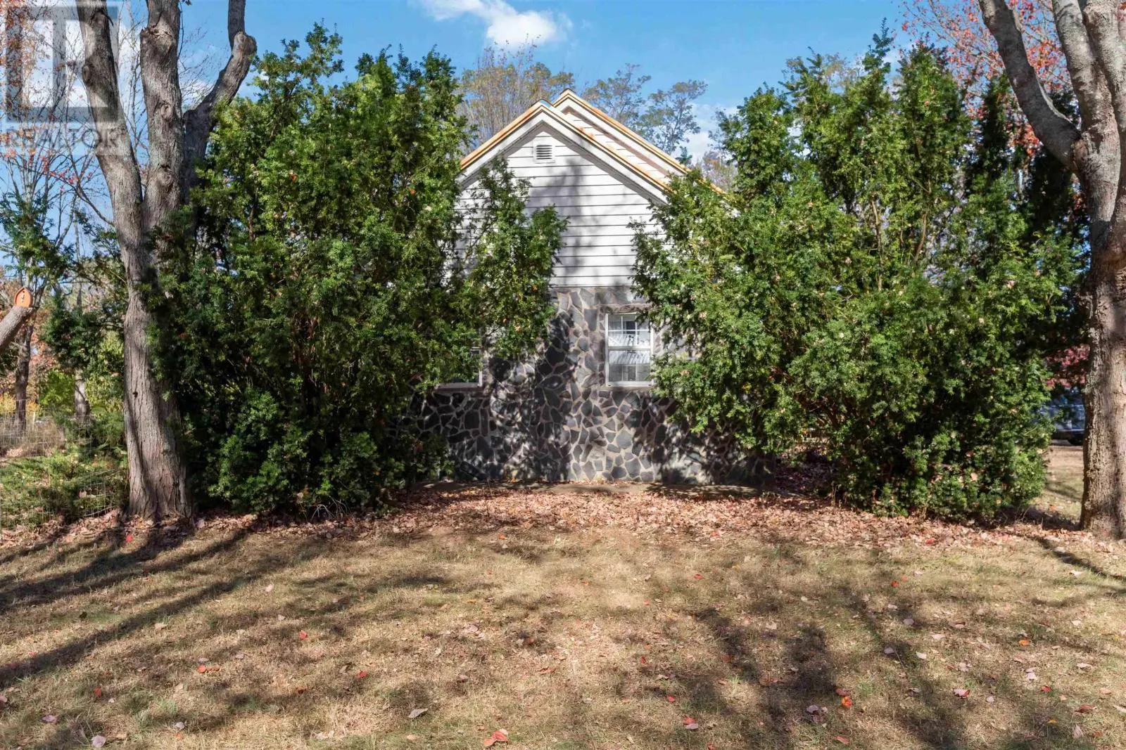 9387 Highway 10
