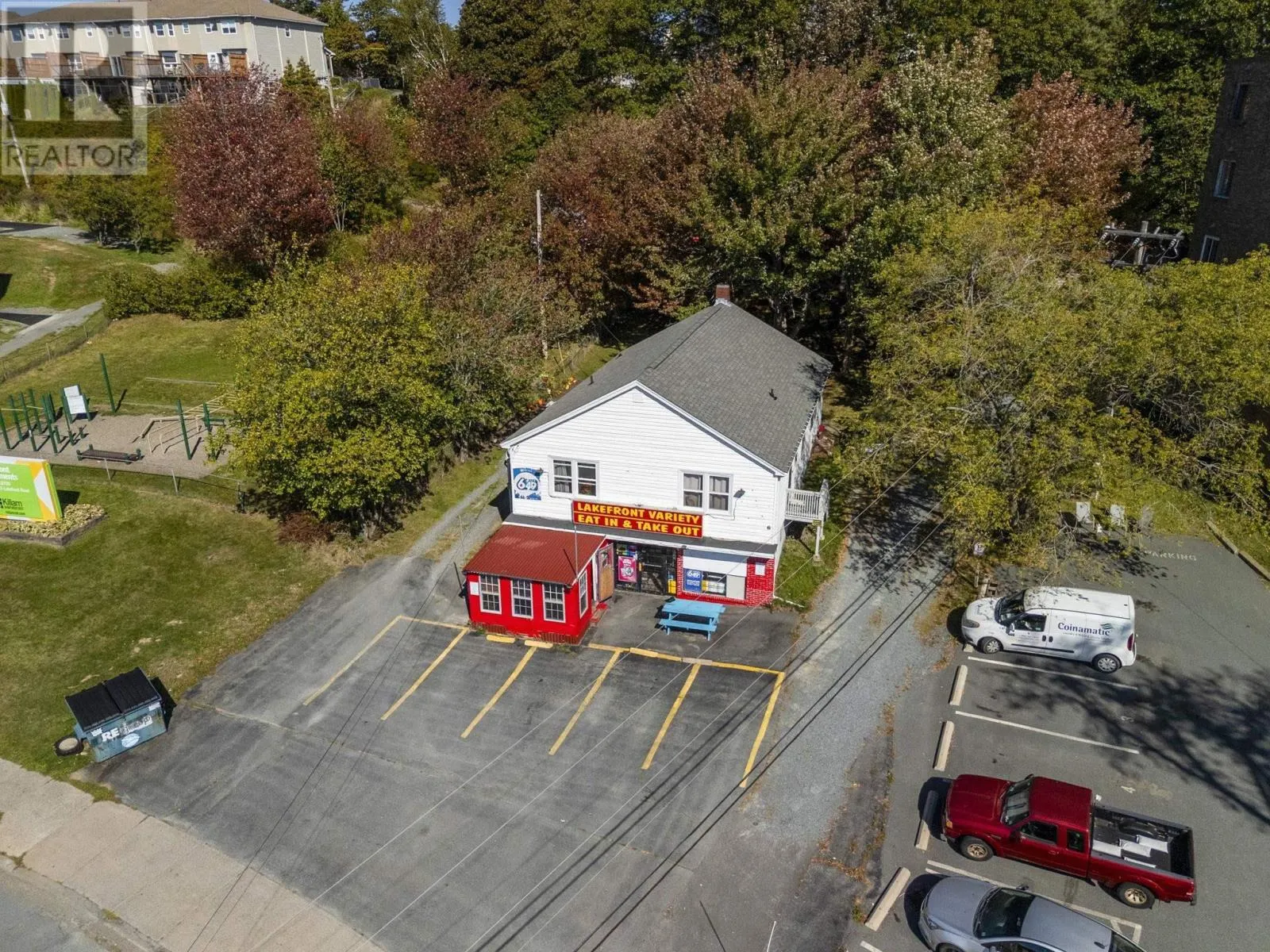 16 6 Lakefront Road