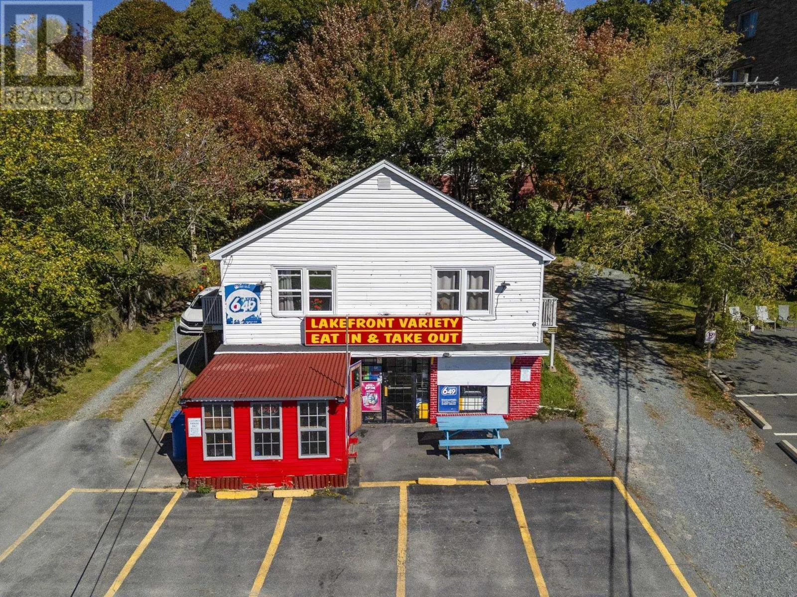 16 6 Lakefront Road