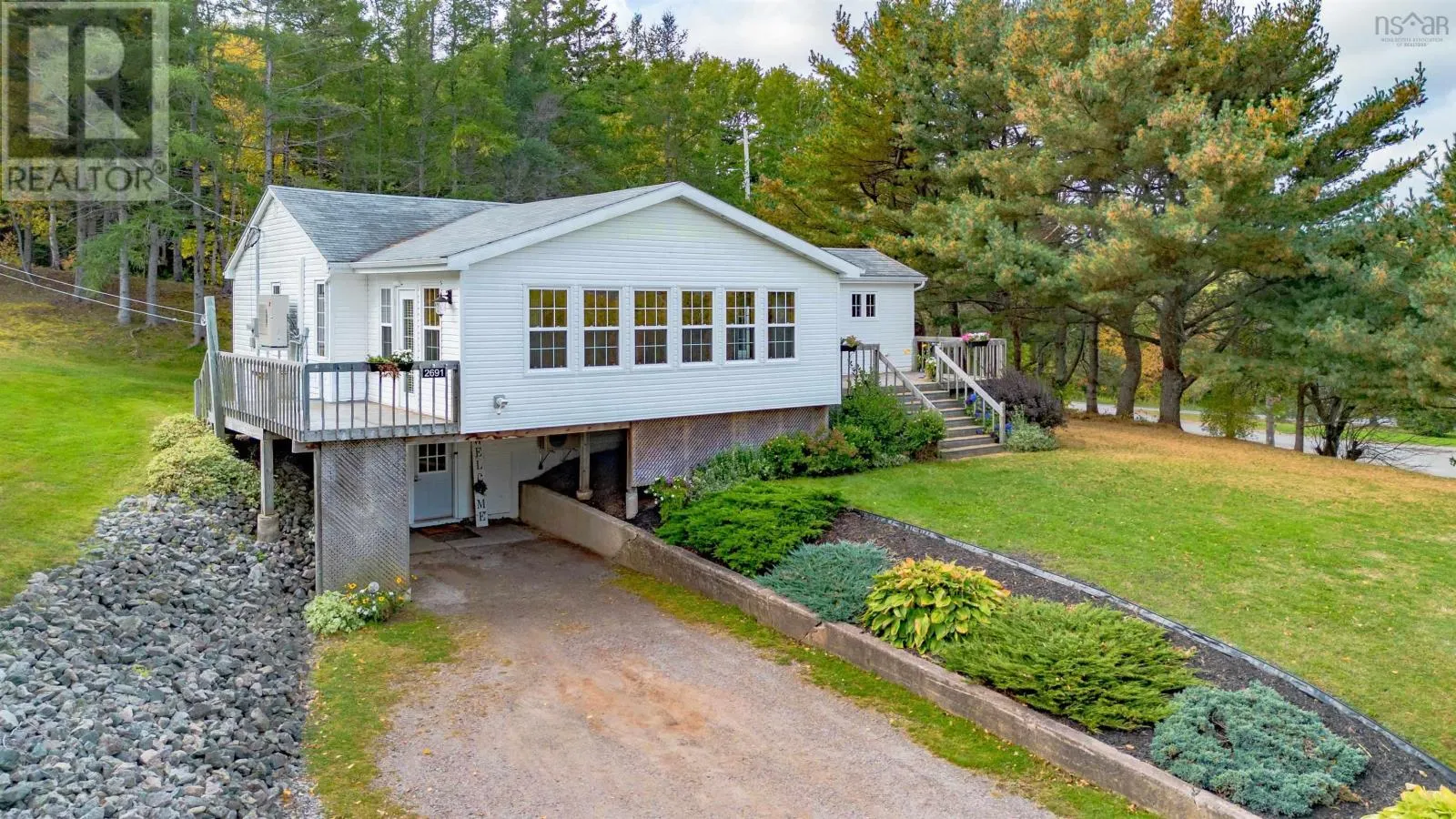2691 East Margaree Road