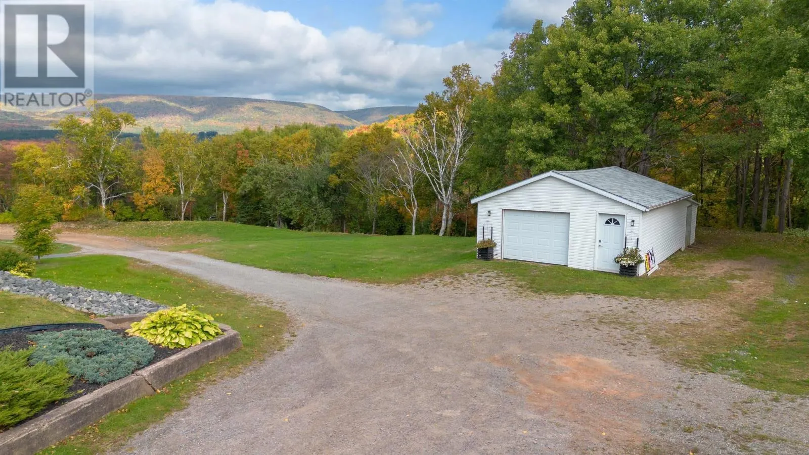 2691 East Margaree Road