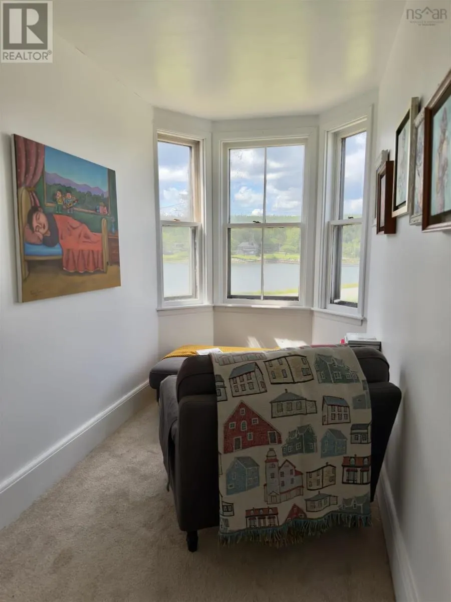 19 Lower Lahave Road