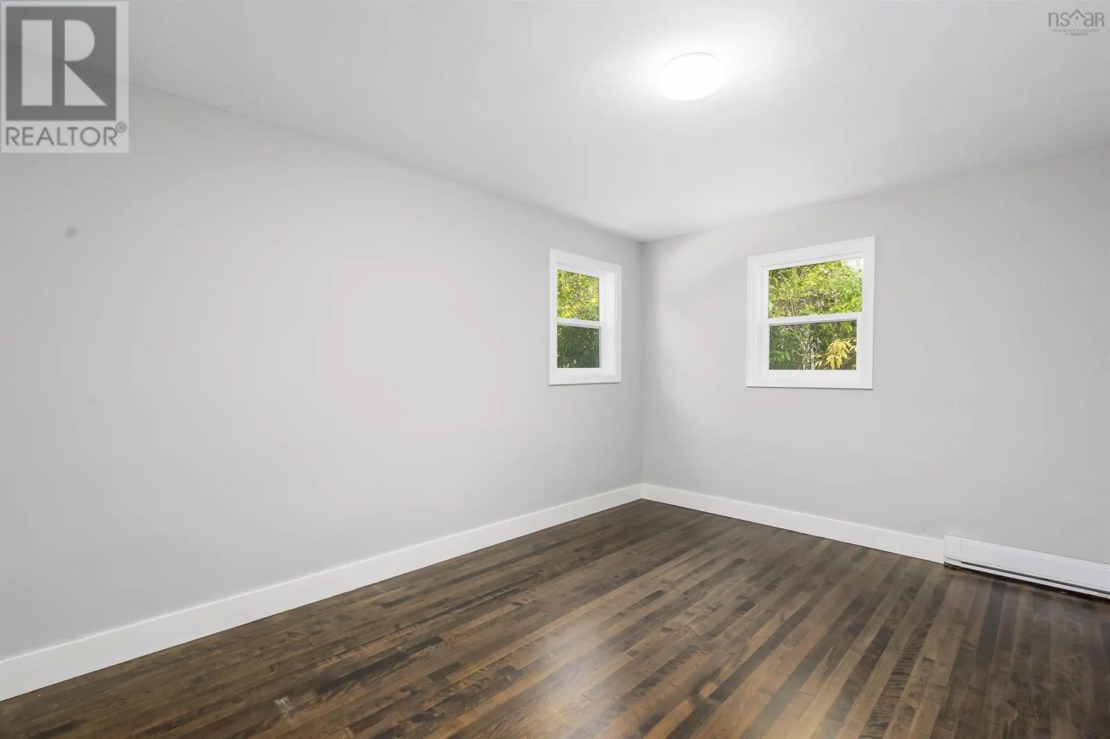 29 Kent Avenue