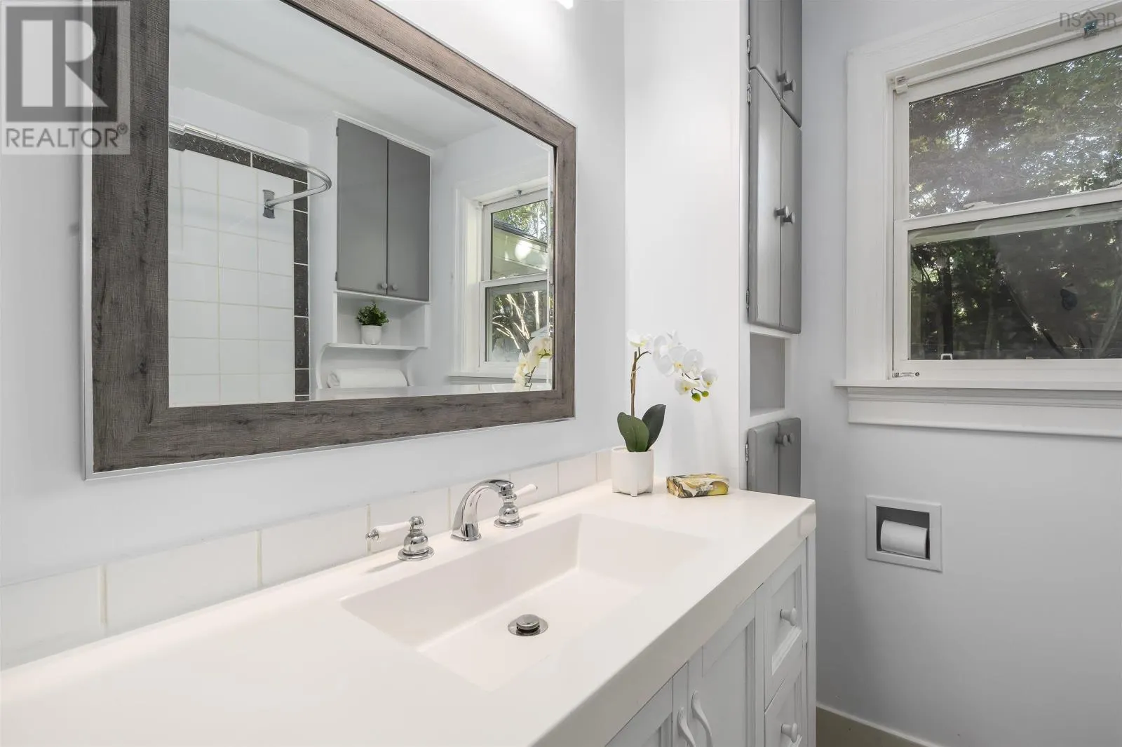 29 Kent Avenue