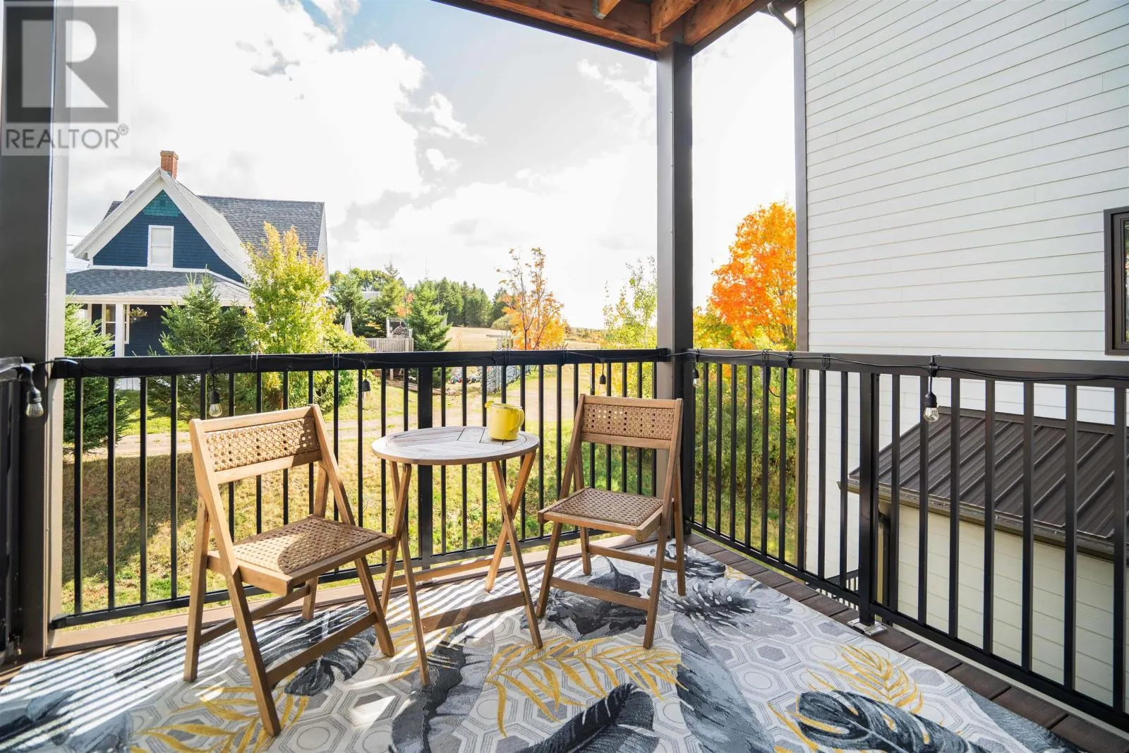 302 19719 Rte 2 Highway|Churchill Condominium