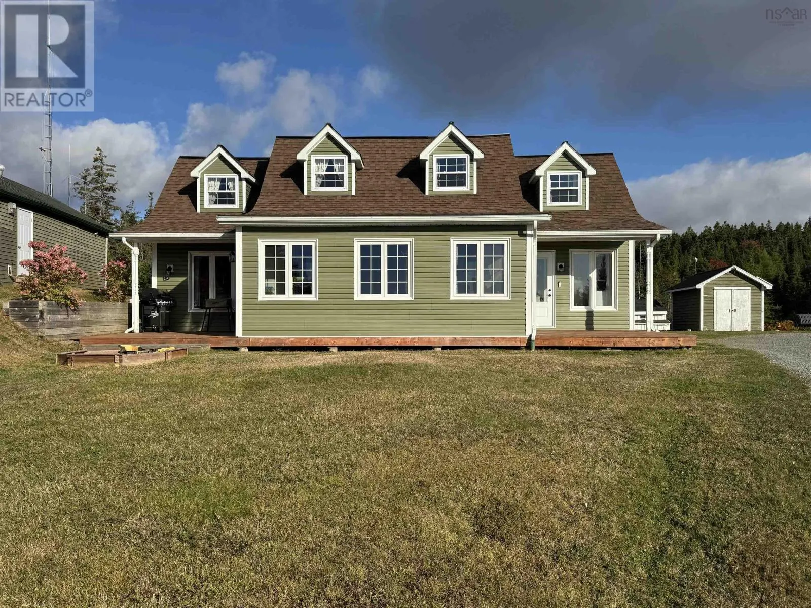 8633 Highway 4