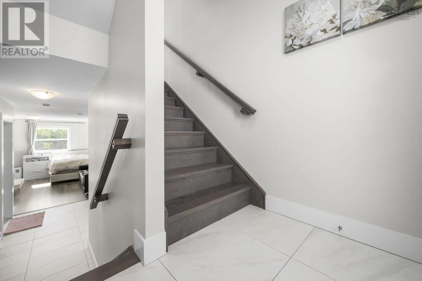 35 Onyx Crescent