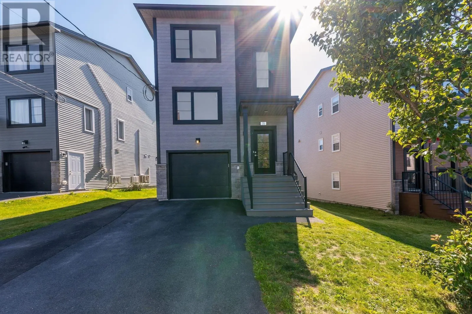35 Onyx Crescent