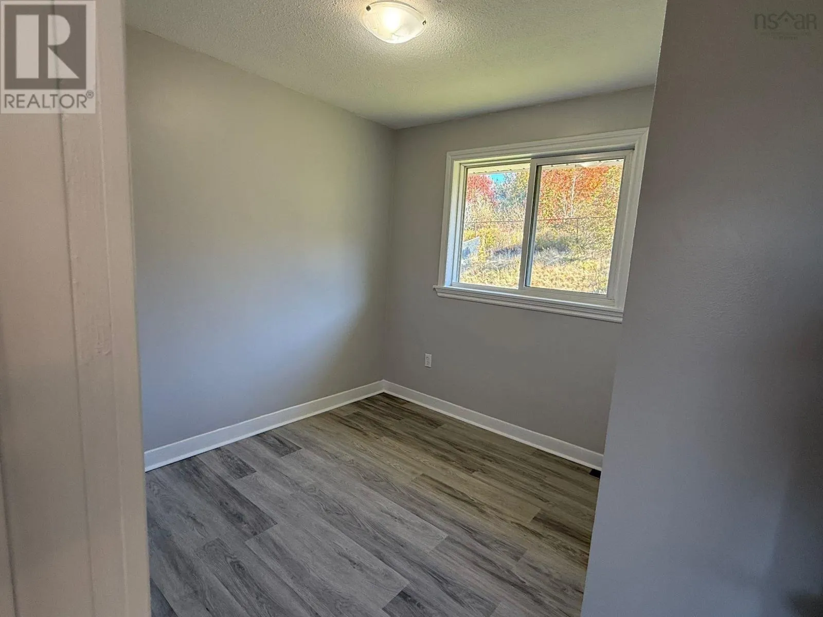 43 B Kennedy Drive
