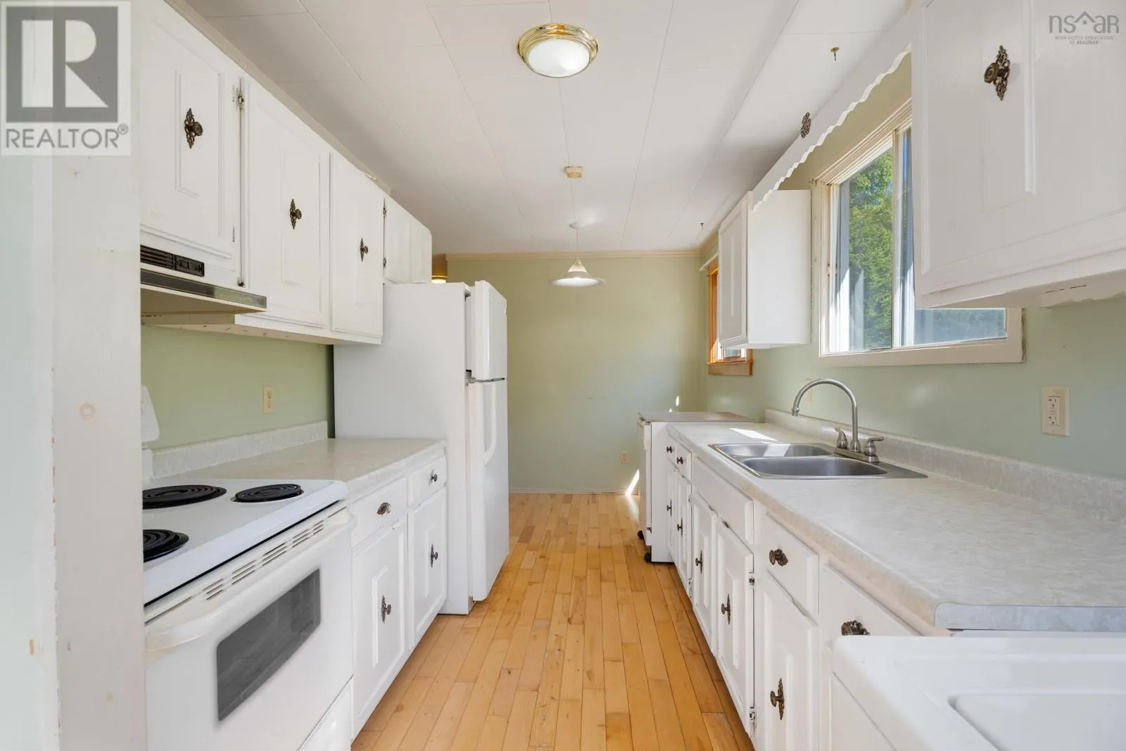 2416 Highway 1, Upper Clements