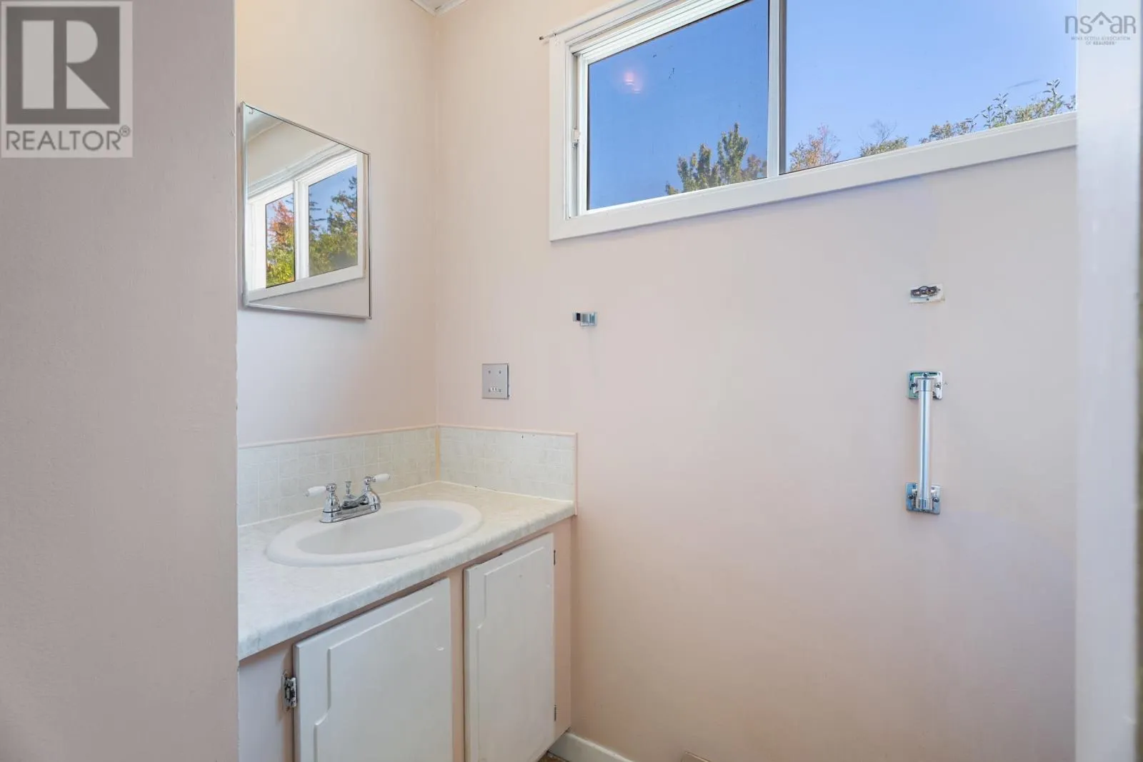 2416 Highway 1, Upper Clements