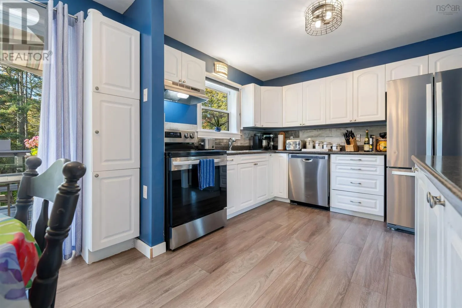 82 Sunnyvale Crescent