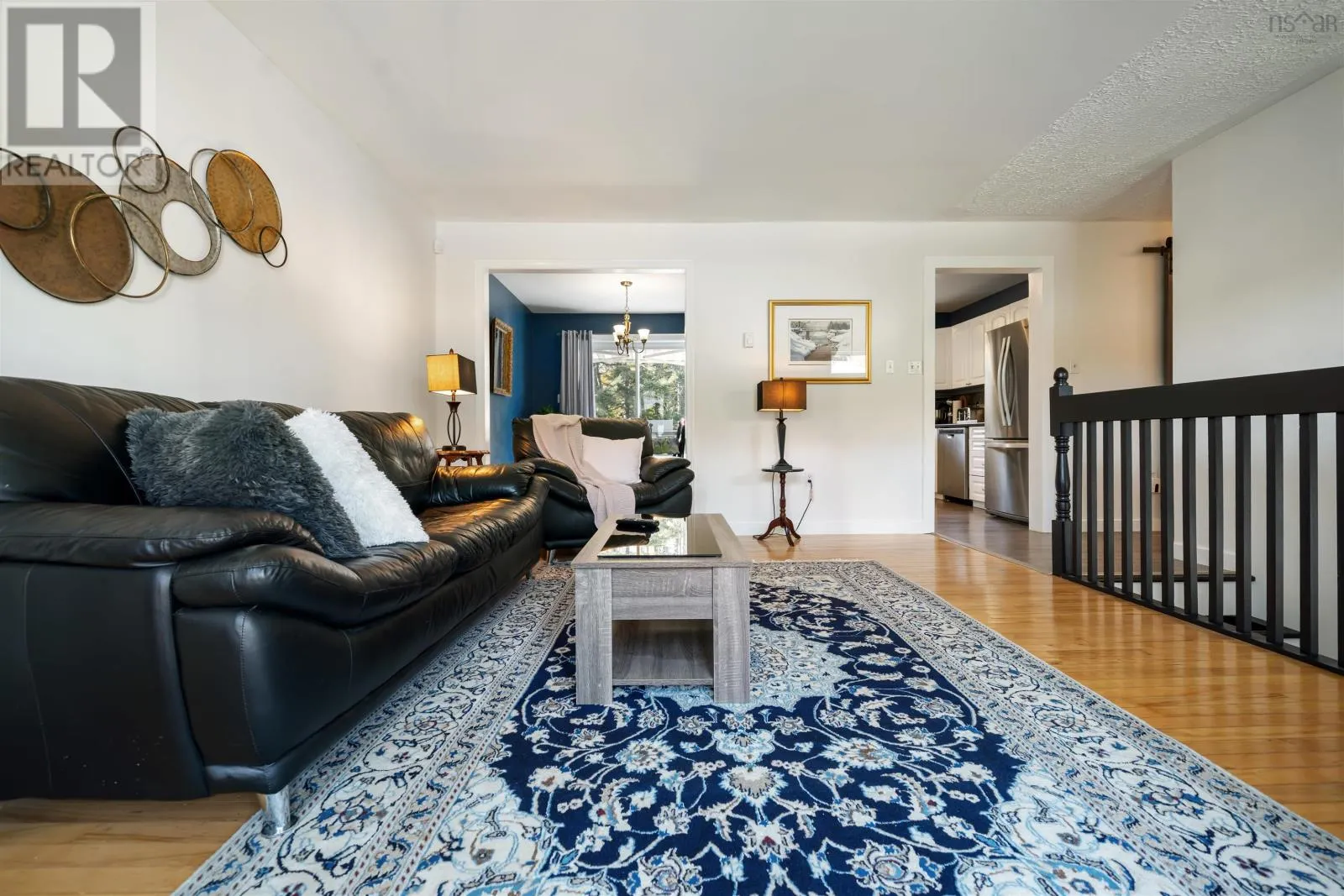 82 Sunnyvale Crescent