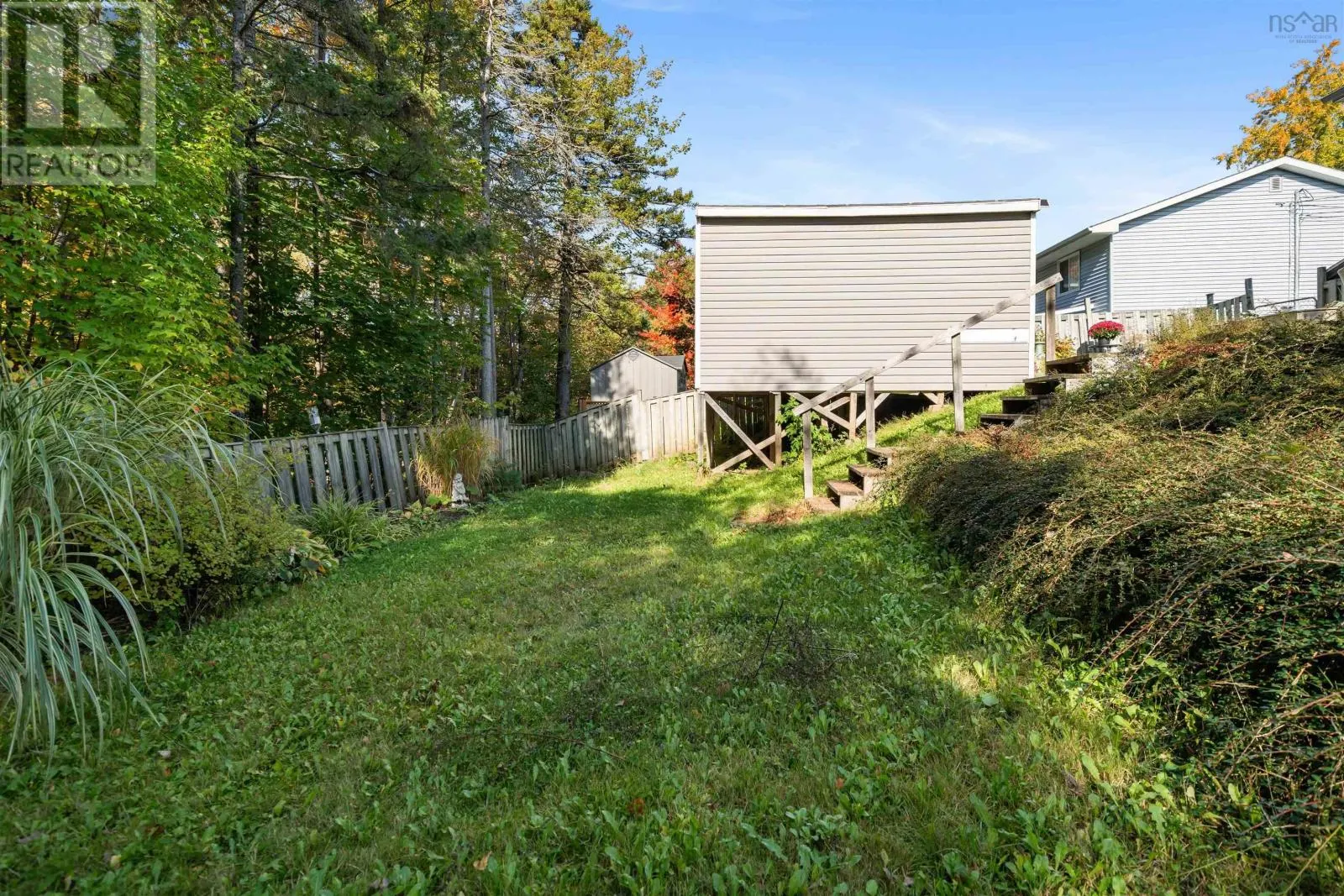 82 Sunnyvale Crescent