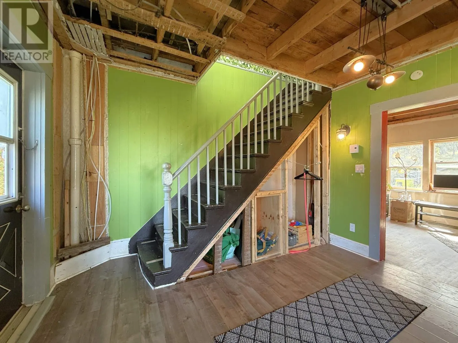 275 Dufferin Street