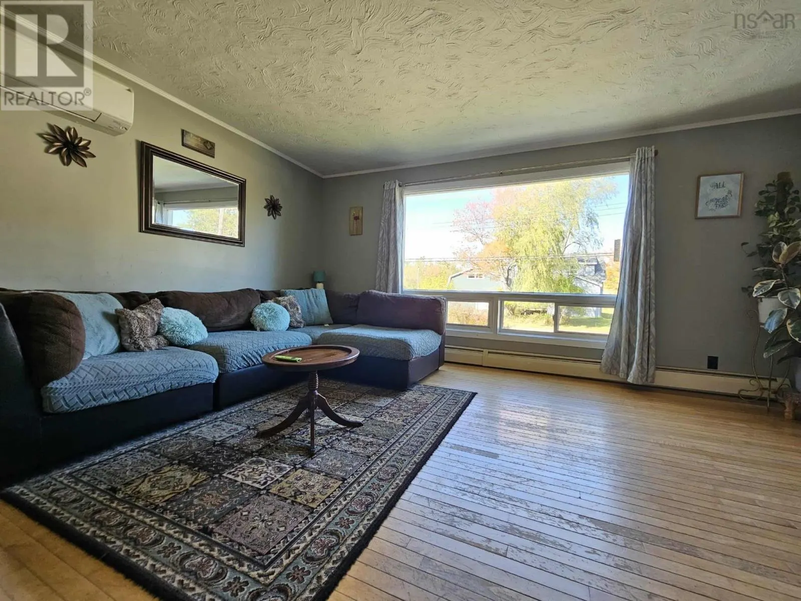 45 Salter Avenue