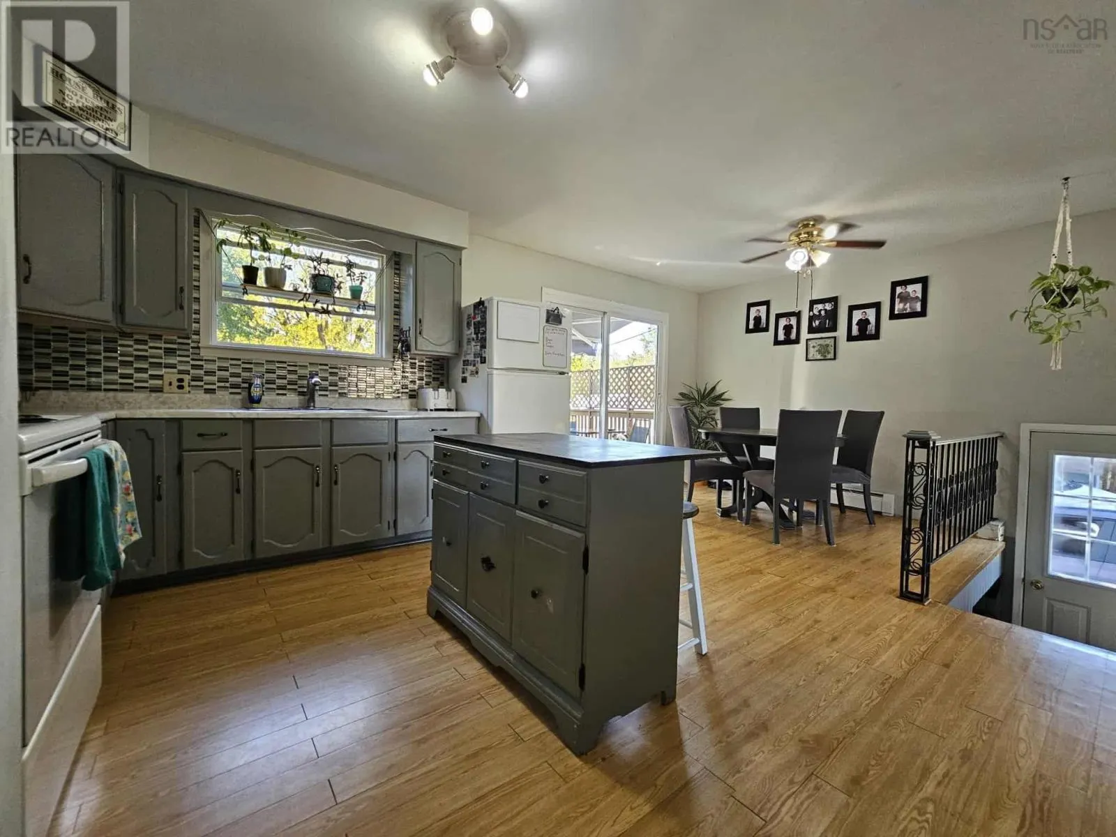45 Salter Avenue