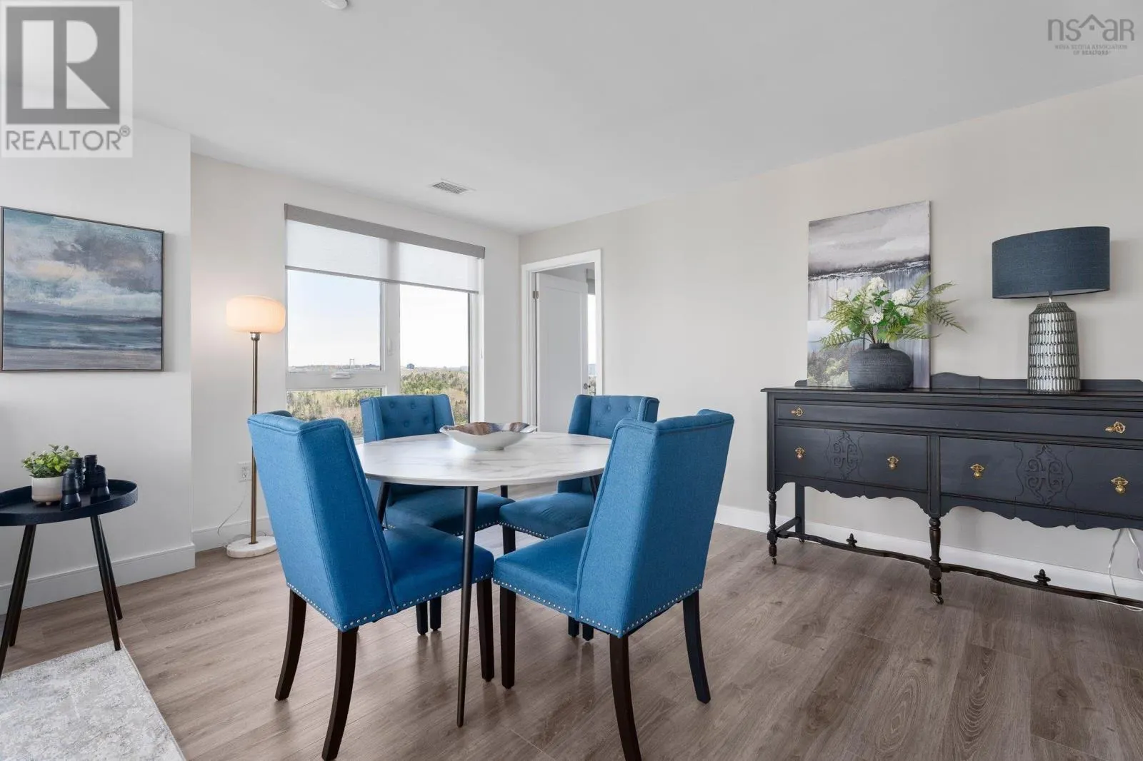 1205 72 Seapoint Road