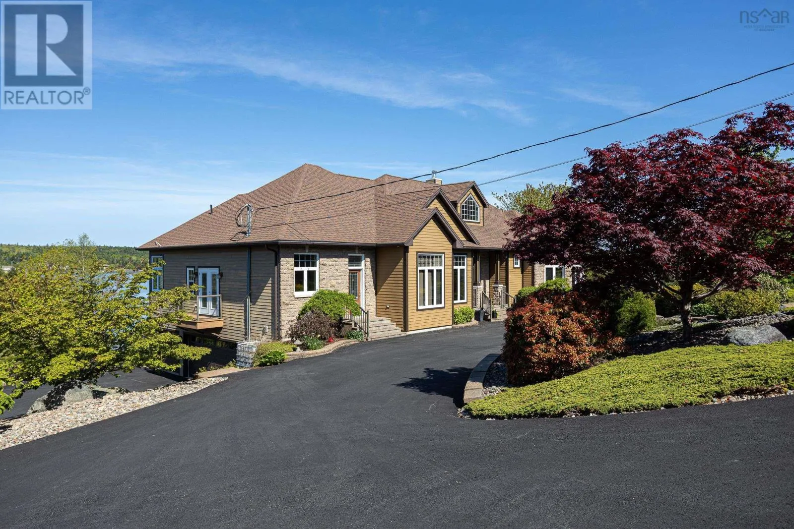 16 Joan Elizabeth Way