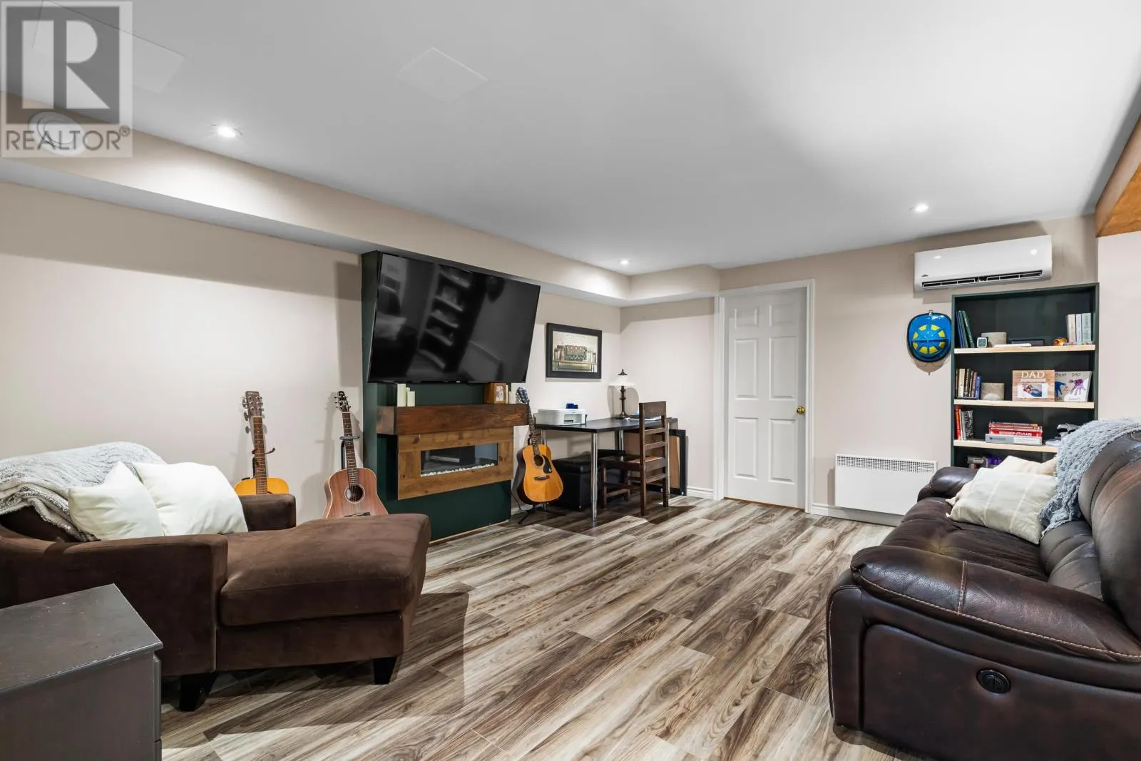 91 Lady Slipper Drive