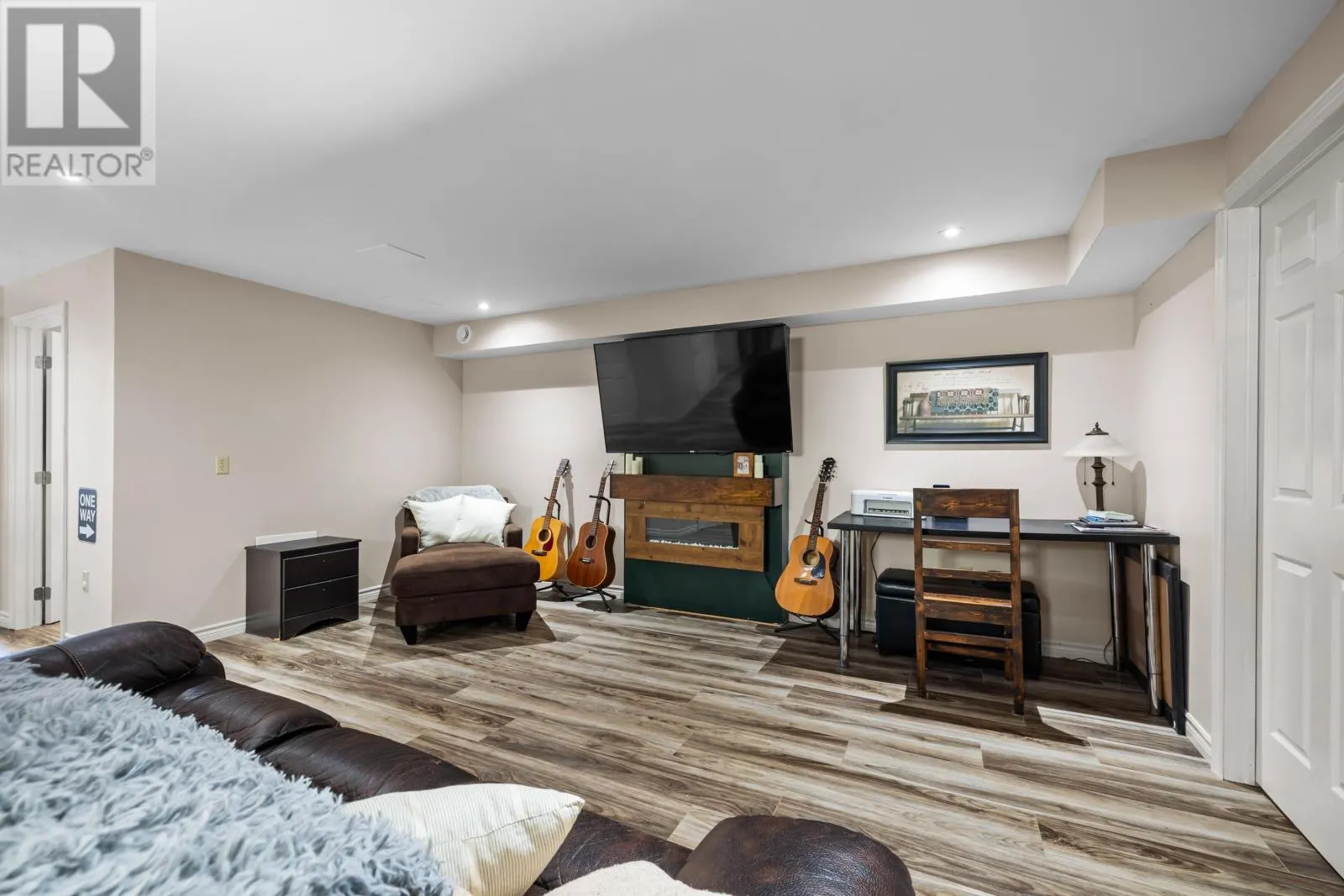 91 Lady Slipper Drive