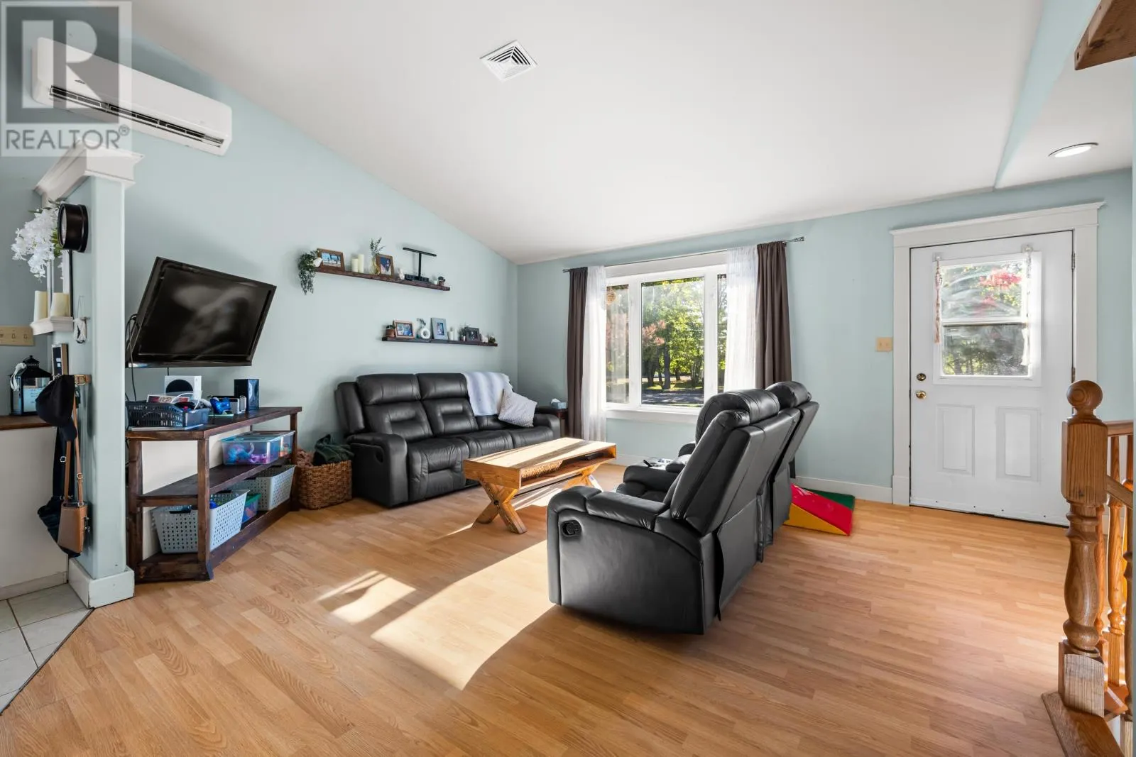 91 Lady Slipper Drive