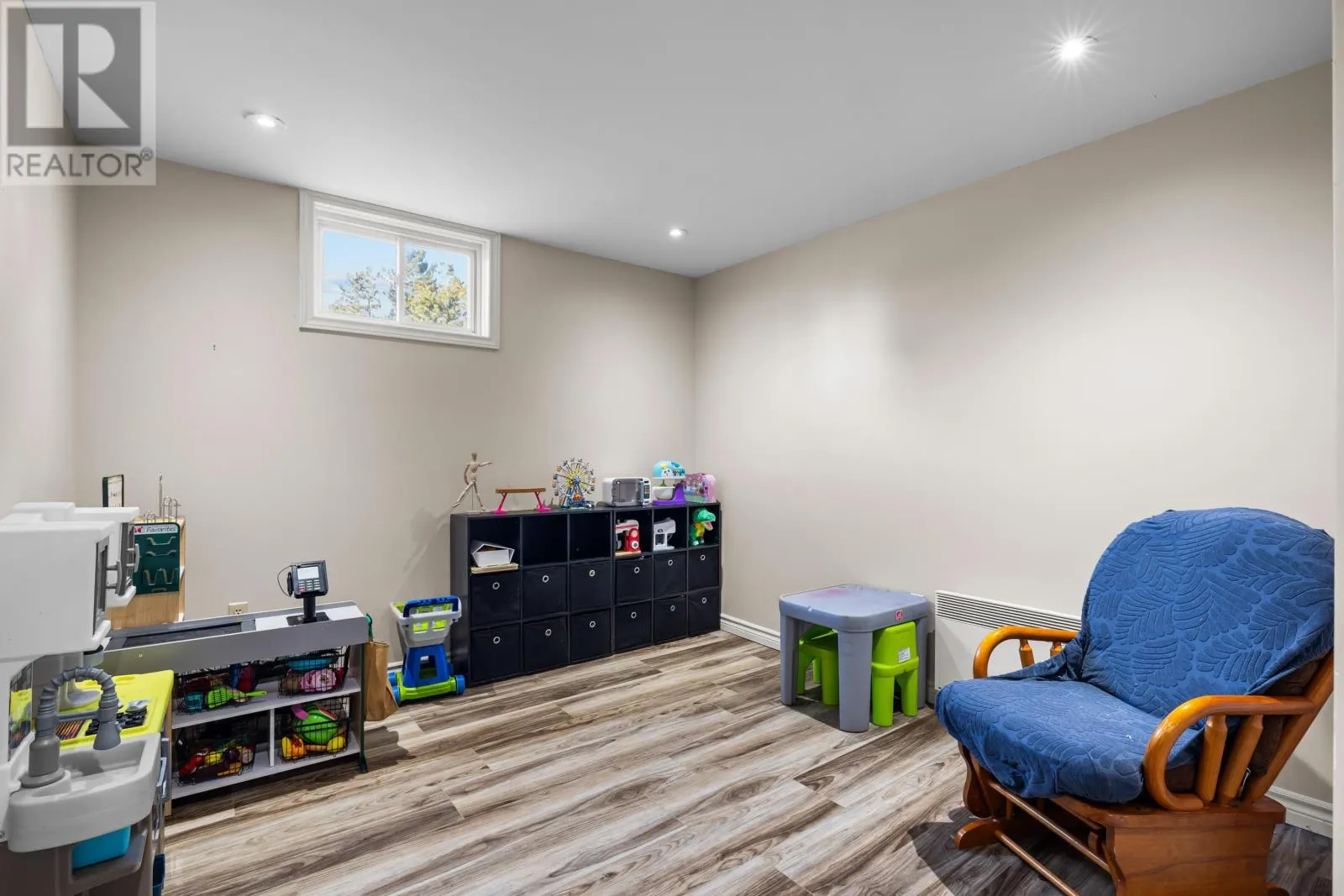 91 Lady Slipper Drive