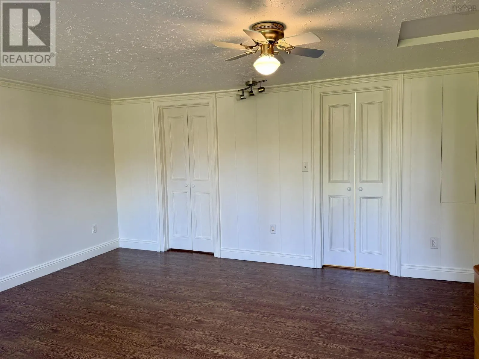 4167 Sandy Point Road