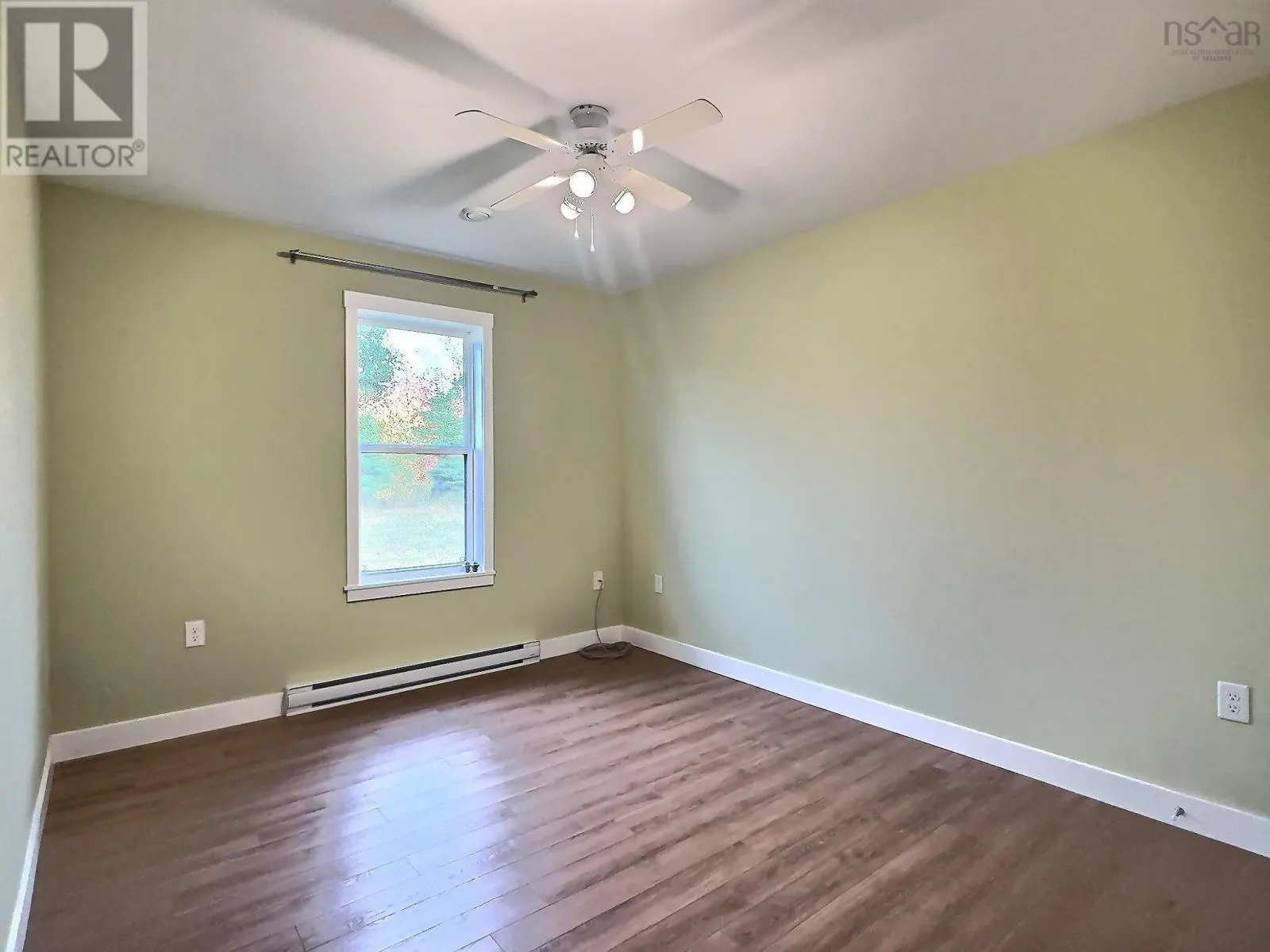 863 Gray Road|Livia Meadows