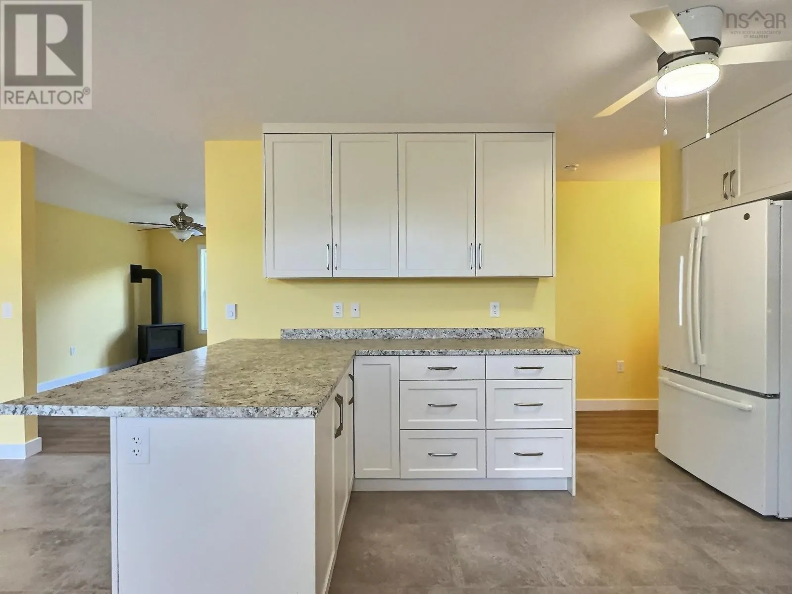 863 Gray Road|Livia Meadows