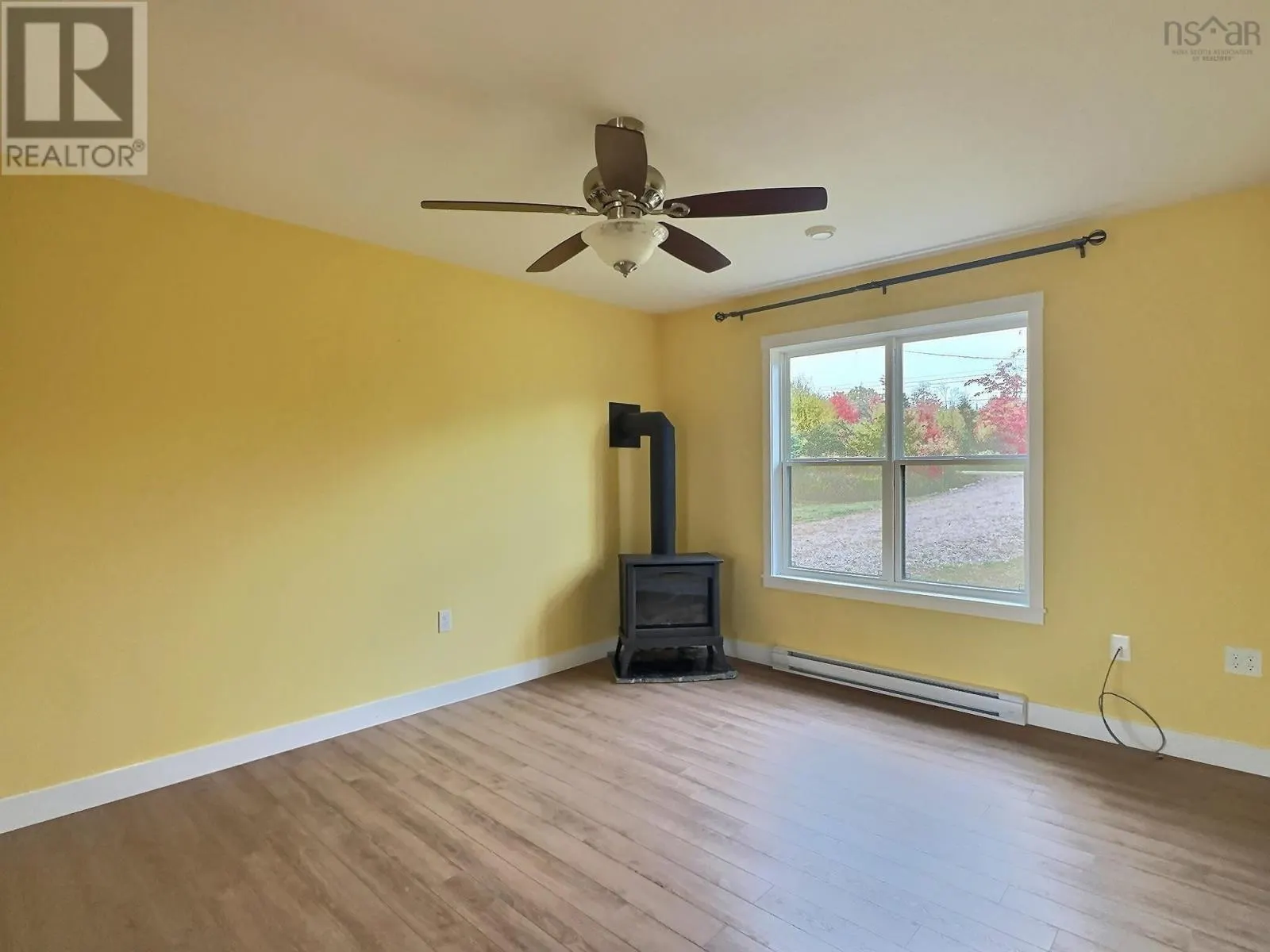 863 Gray Road|Livia Meadows