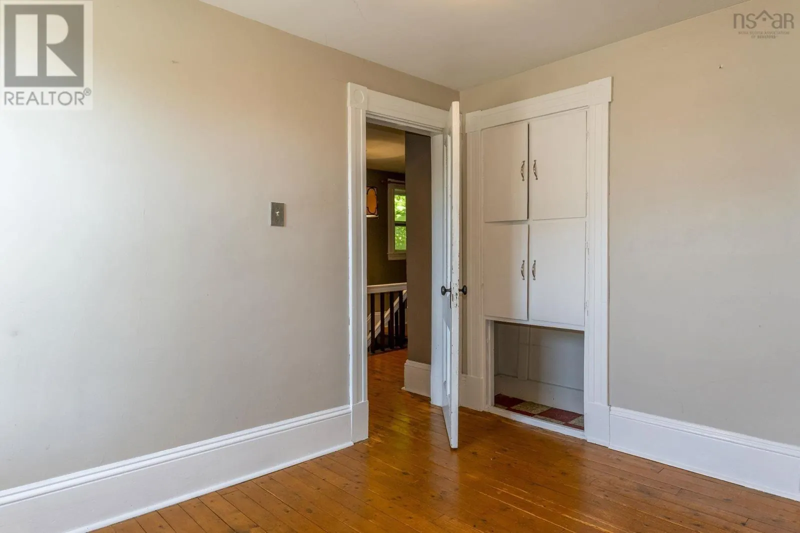 503 Robie Street