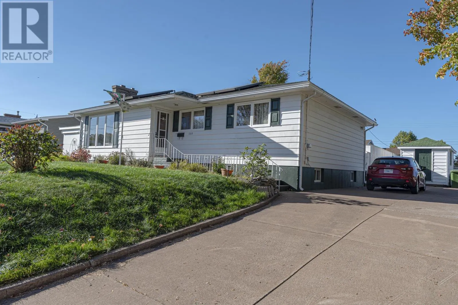 389 Dunbar Avenue