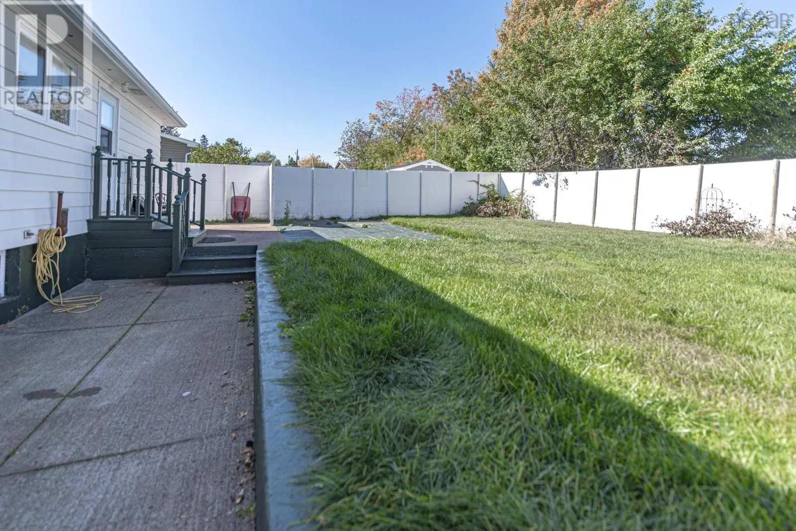 389 Dunbar Avenue