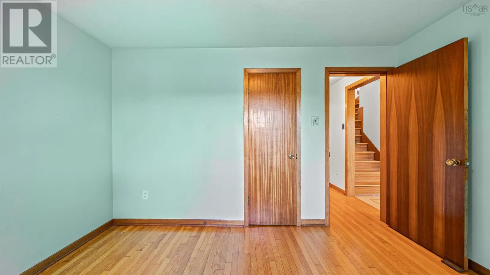 35 Ernest Avenue