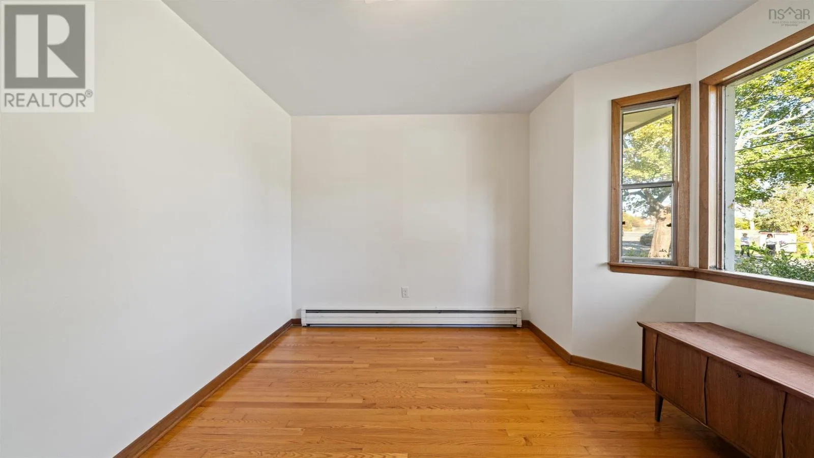 35 Ernest Avenue
