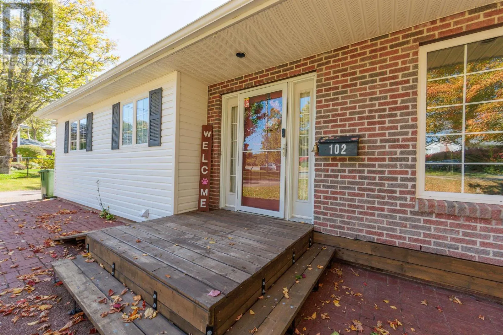 102 Maple Boulevard