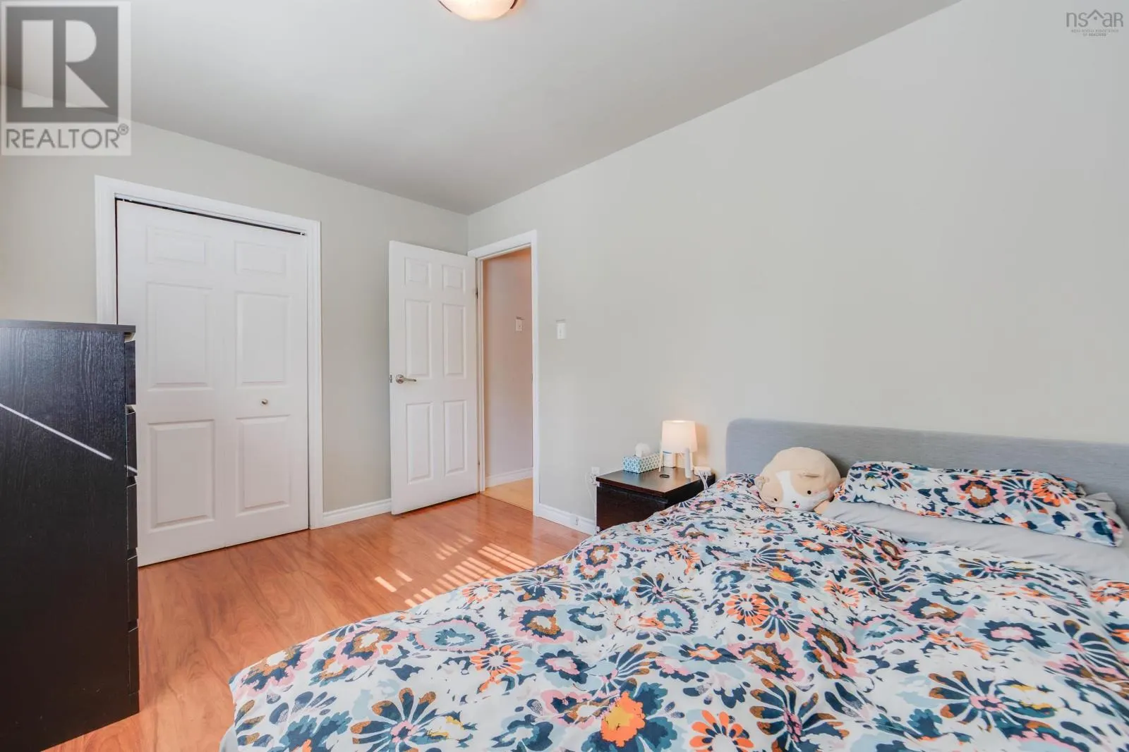 102 Maple Boulevard