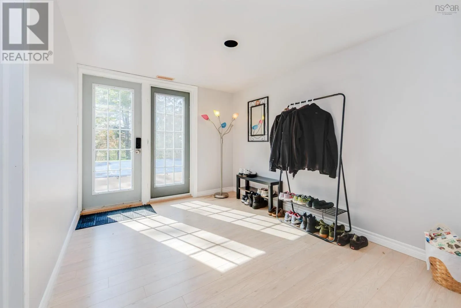 102 Maple Boulevard