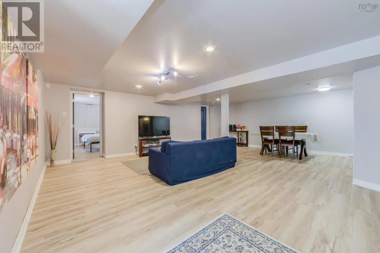 102 Maple Boulevard