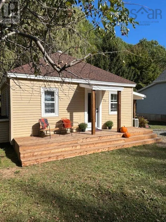 76 Willow Street
