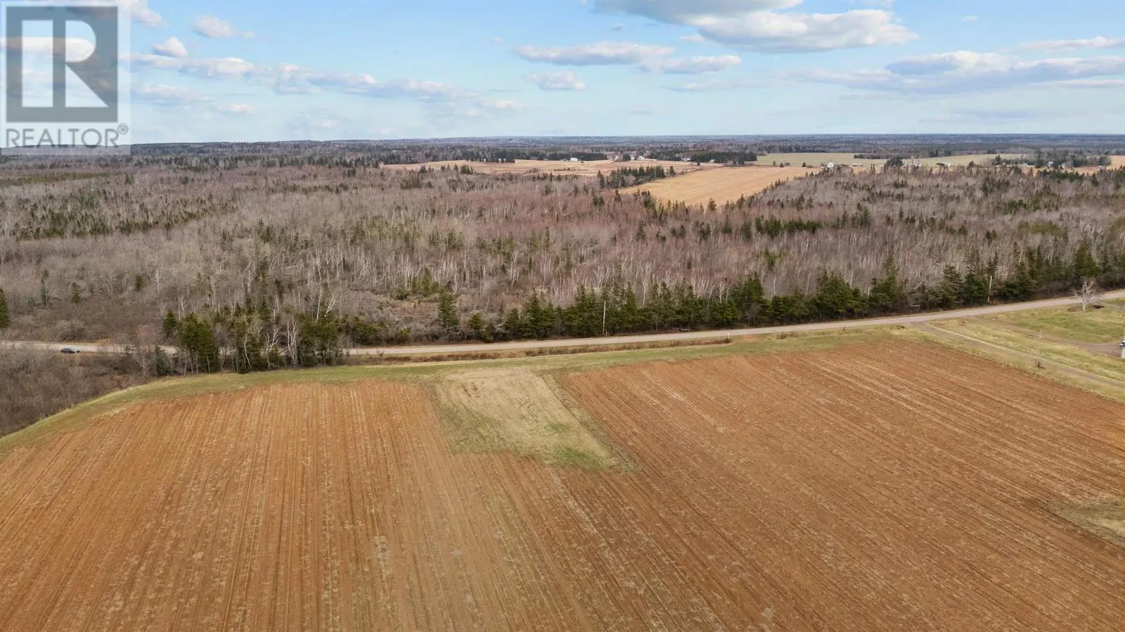 ACREAGE CABLE HEAD Road