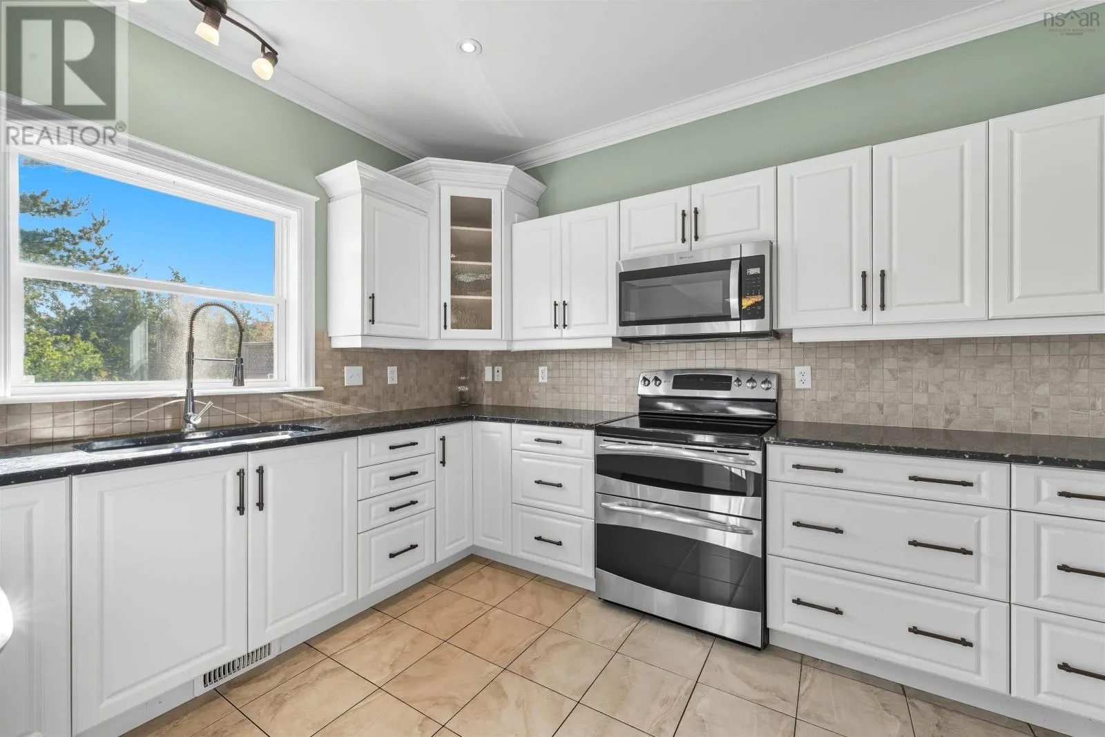 95 William Borrett Terrace