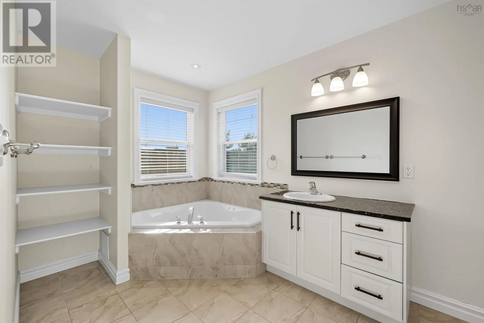 95 William Borrett Terrace
